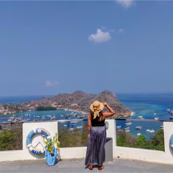 Meet your Posher, Celest - Picture 12 of 14